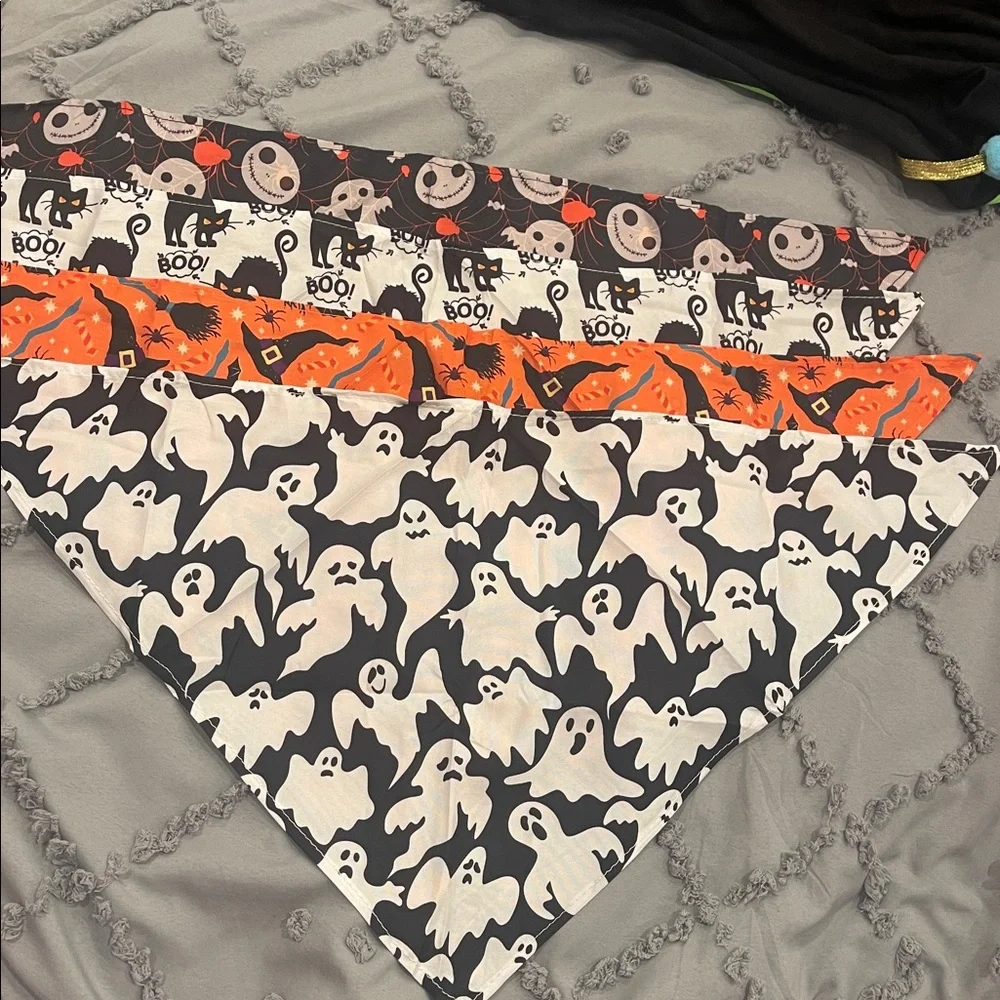 Halloween Themed Dog Bandanas small medium NWT set of 5